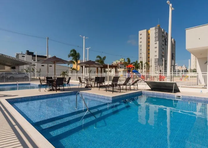 Residencial Angelus Condominio Clube Na Praia De Picarras