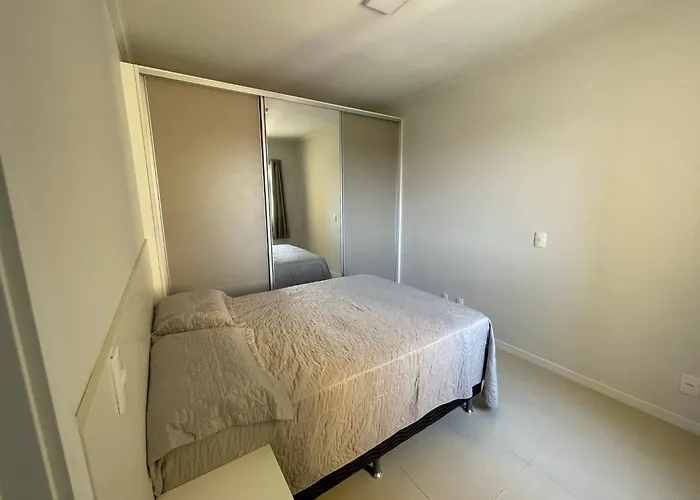 Residencial Angelus Condominio Clube Na Praia De Picarras